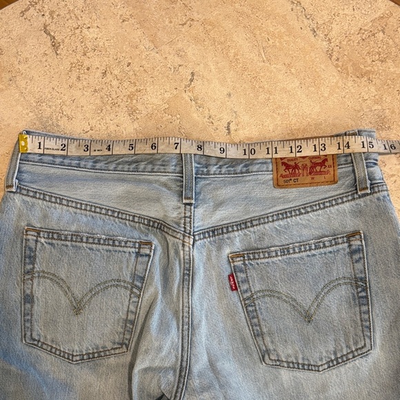 Levi’s 501 CT 26/32 Light Blue Distressed button fly Women Jeans - Picture 9 of 11